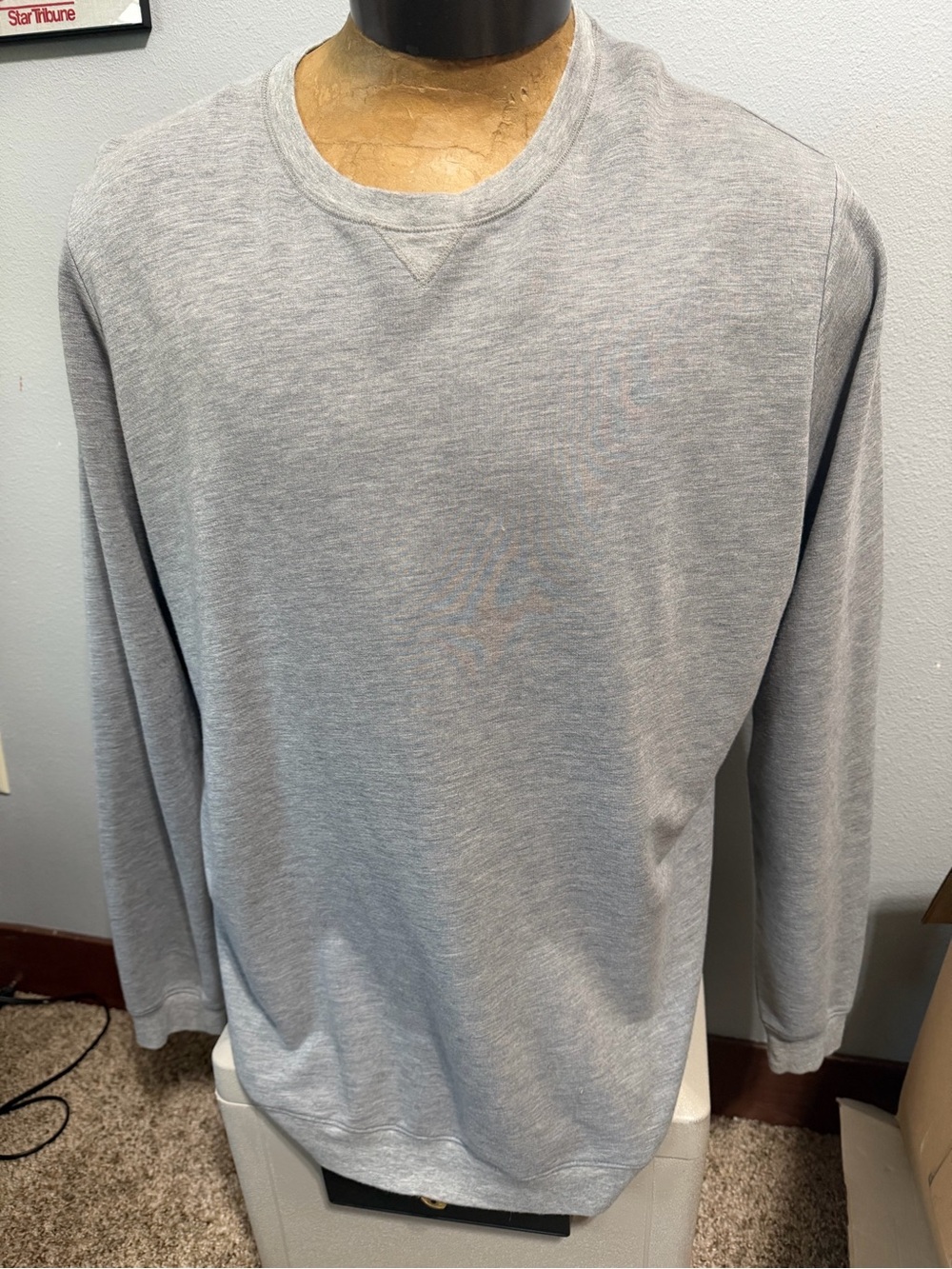 Travis Mathew Mens XXL Gray Light Sweatshirt